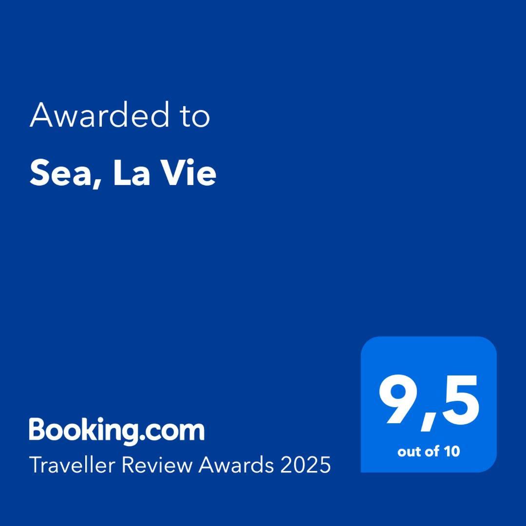 Апартаменты Sea, La Vie Saronida Экстерьер фото